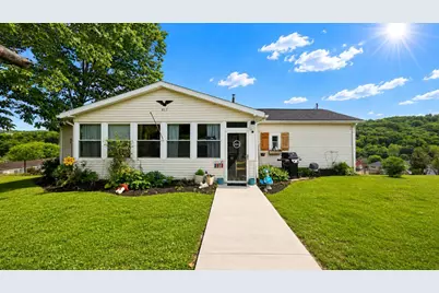 413 Center Street, Hyde Park, PA 15641 - Photo 2