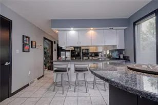 4993 Dolores Dr, Pittsburgh, PA 15227 - Photo 14