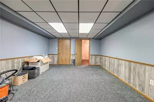 4993 Dolores Dr, Pittsburgh, PA 15227 - Photo 36