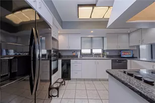 4993 Dolores Dr, Pittsburgh, PA 15227 - Photo 12