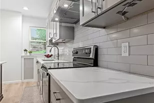 419 Hastings St, Pittsburgh, PA 15206 - Photo 16