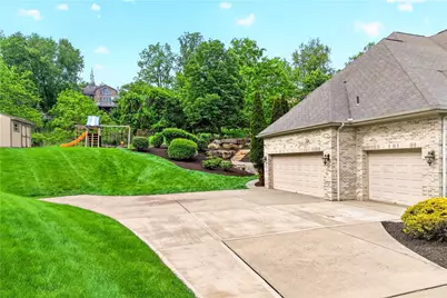 322 Schlag Ct, Ross Twp, PA 15237 - Photo 42