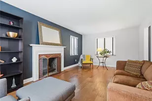 954 Lindendale Dr, Pittsburgh, PA 15243 - Photo 8