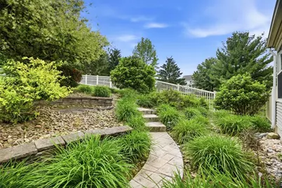 333 Warrick Dr, Seven Fields Boro, PA 16046 - Photo 44