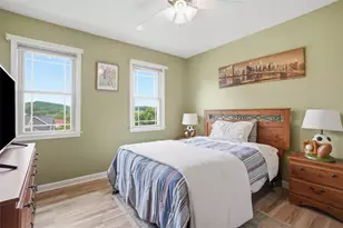 333 Warrick Dr, Seven Fields Boro, PA 16046 - Photo 32