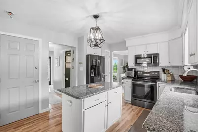 333 Warrick Dr, Seven Fields Boro, PA 16046 - Photo 14