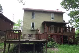 240 Penn Adamsburg Rd, Hempfield Township, PA 15675 - Photo 2