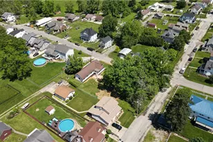 113 3rd St, Chartiers, PA 15342 - Photo 6