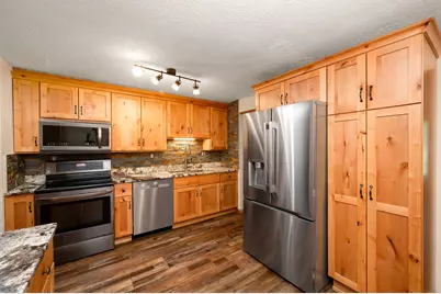 201 Colleen Street, Twp of But NW, PA 16001 - Photo 10