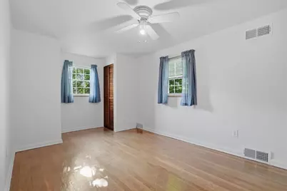 126 Columbia Dr, Pittsburgh, PA 15236 - Photo 14