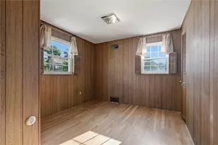 126 Columbia Dr, Pittsburgh, PA 15236 - Photo 16