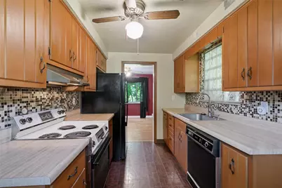 126 Columbia Dr, Pittsburgh, PA 15236 - Photo 8