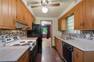 126 Columbia Dr, Pittsburgh, PA 15236 - Photo 8