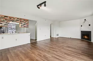 137 Mountain Dr, Carnegie, PA 15106 - Photo 4