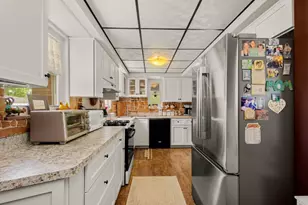 942 Scenery Dr, Elizabeth Twp/Boro, PA 15037 - Photo 6