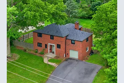1018 Forsythe Rd, Carnegie, PA 15106 - Photo 2