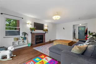 1018 Forsythe Rd, Carnegie, PA 15106 - Photo 18