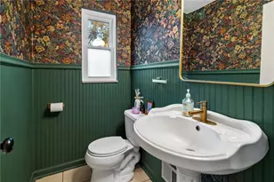 1018 Forsythe Rd, Carnegie, PA 15106 - Photo 8