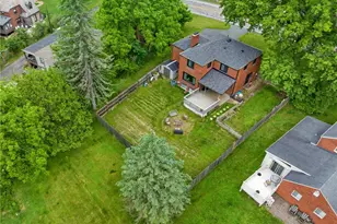 1018 Forsythe Rd, Carnegie, PA 15106 - Photo 4