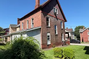 17 Eagle St, Mt Pleasant Boro, PA 15666 - Photo 4