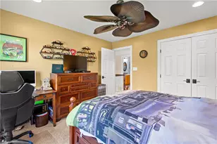 8605 Christine Ct, Bridgeville, PA 15017 - Photo 20