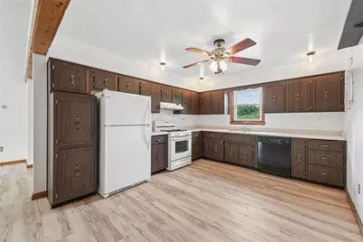 1495 E Beau St, South Strabane, PA 15301 - Photo 10