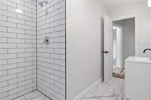 227 E 16th Ave, Homestead, PA 15120 - Photo 20