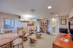 2808 Phillips Ave, Pittsburgh, PA 15116 - Photo 22