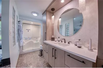 2808 Phillips Ave, Pittsburgh, PA 15116 - Photo 14