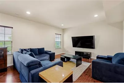 312 Sunrise Dr, Carnegie, PA 15106 - Photo 6