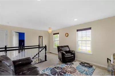 312 Sunrise Dr, Carnegie, PA 15106 - Photo 16