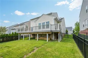 312 Sunrise Dr, Carnegie, PA 15106 - Photo 26