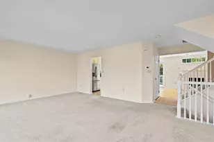 510 W Village Green Blvd, Adams Township, PA 16046 - Photo 6