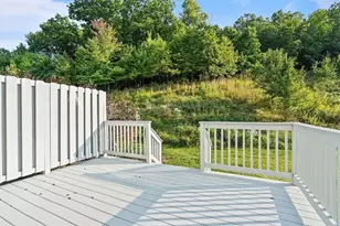 510 W Village Green Blvd, Adams Township, PA 16046 - Photo 24
