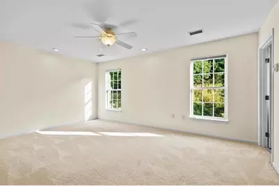510 W Village Green Blvd, Adams Township, PA 16046 - Photo 16