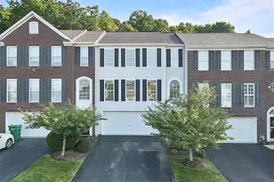 510 W Village Green Blvd, Adams Township, PA 16046 - Photo 2