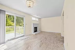 510 W Village Green Blvd, Adams Township, PA 16046 - Photo 10