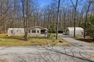 196 Mason St, Richland Township, PA 16374 - Photo 4