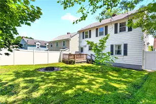 608 Owens St, Aliquippa, PA 15001 - Photo 22