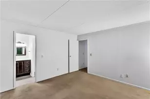 2401 Charlemagne Cir, Ross Twp, PA 15237 - Photo 16