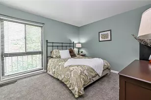48 Foster Square, Pittsburgh, PA 15212 - Photo 18