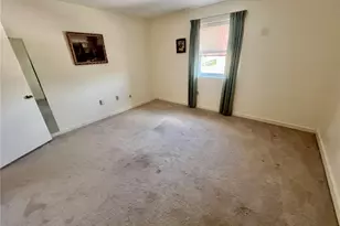 230 W Berkeley St, Uniontown, PA 15401 - Photo 10