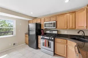 218 Briaridge Dr, Wilkins Township, PA 15145 - Photo 10