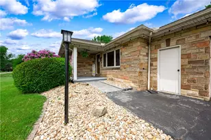 120 W Sunbury Rd, Center Township, PA 16001 - Photo 4