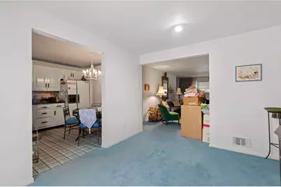 757 Artvue Dr, Scott Township, PA 15243 - Photo 6