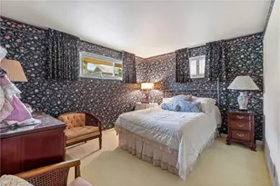 757 Artvue Dr, Scott Township, PA 15243 - Photo 16