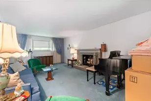 757 Artvue Dr, Scott Township, PA 15243 - Photo 4