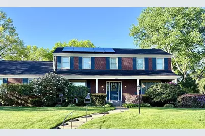 132 Penhurst Drive, Wilkins Township, PA 15235 - Photo 2
