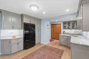 132 Penhurst Dr, Wilkins Township, PA 15235 - Photo 18