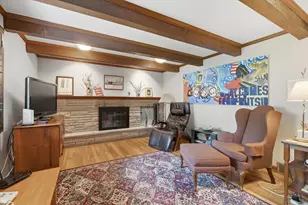 132 Penhurst Dr, Wilkins Township, PA 15235 - Photo 8